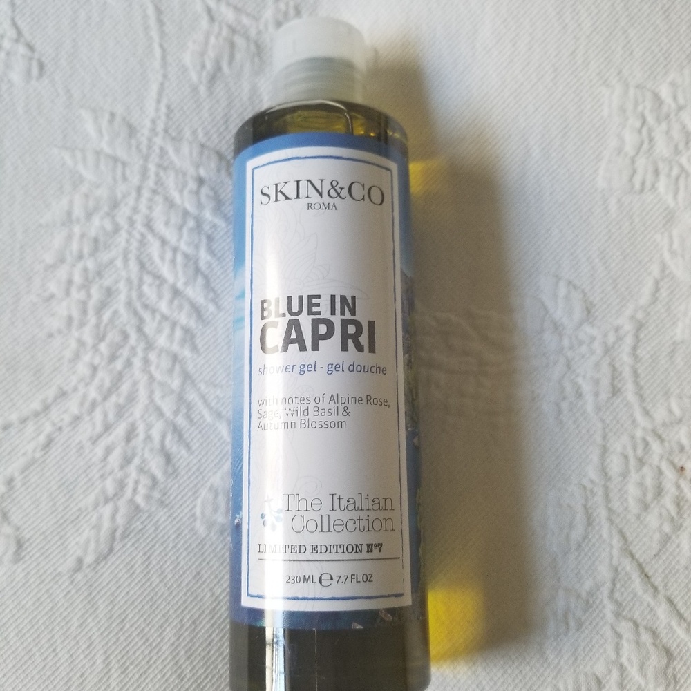 Skin and Co Blue in Capri Showergel